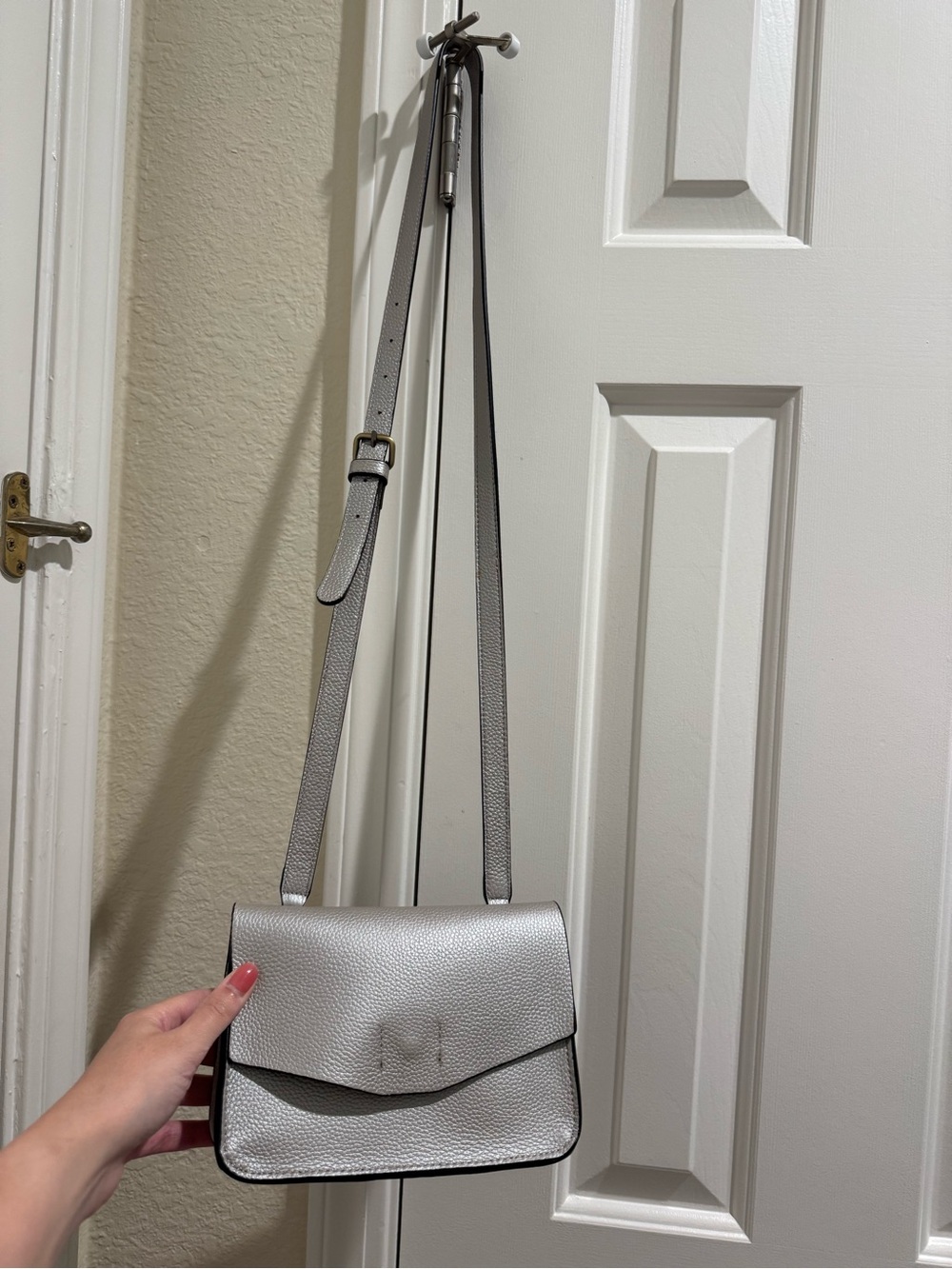 Melrose and Market Pebbled silver Crossbody Bag with Adjustable Strap